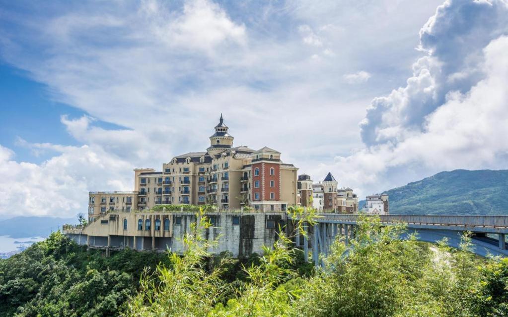 Royce Hotel Шэньчжэнь Экстерьер фото